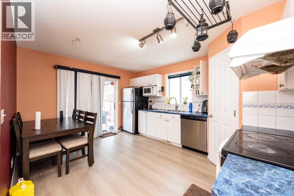 Single Family House for Sale in  Taravista Mews NE Taradale Calgary 