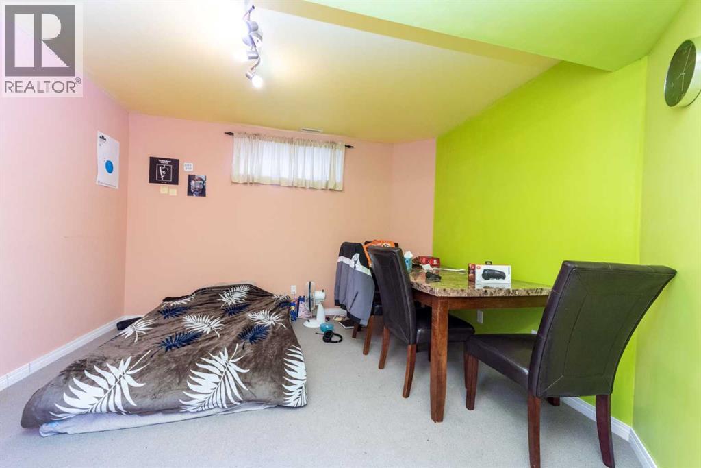Single Family House for Sale in  Taravista Mews NE Taradale Calgary 