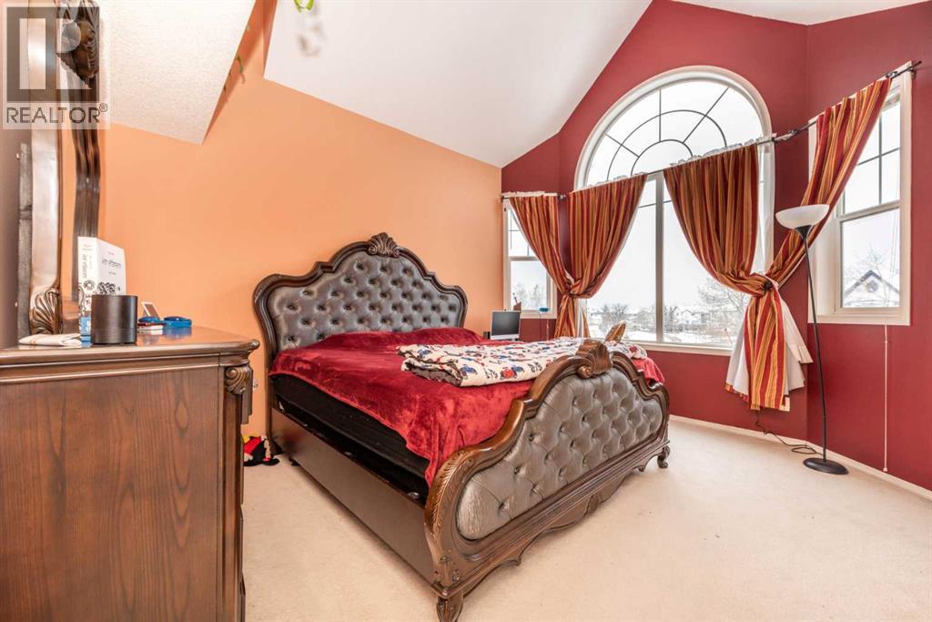 Single Family House for Sale in  Taravista Mews NE Taradale Calgary 