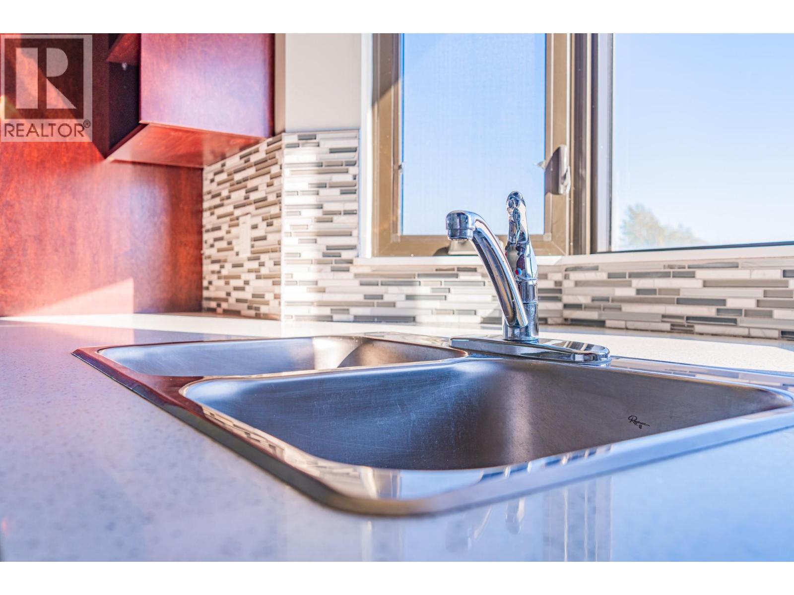 2032 86 Avenue Unit# 1101, Dawson Creek