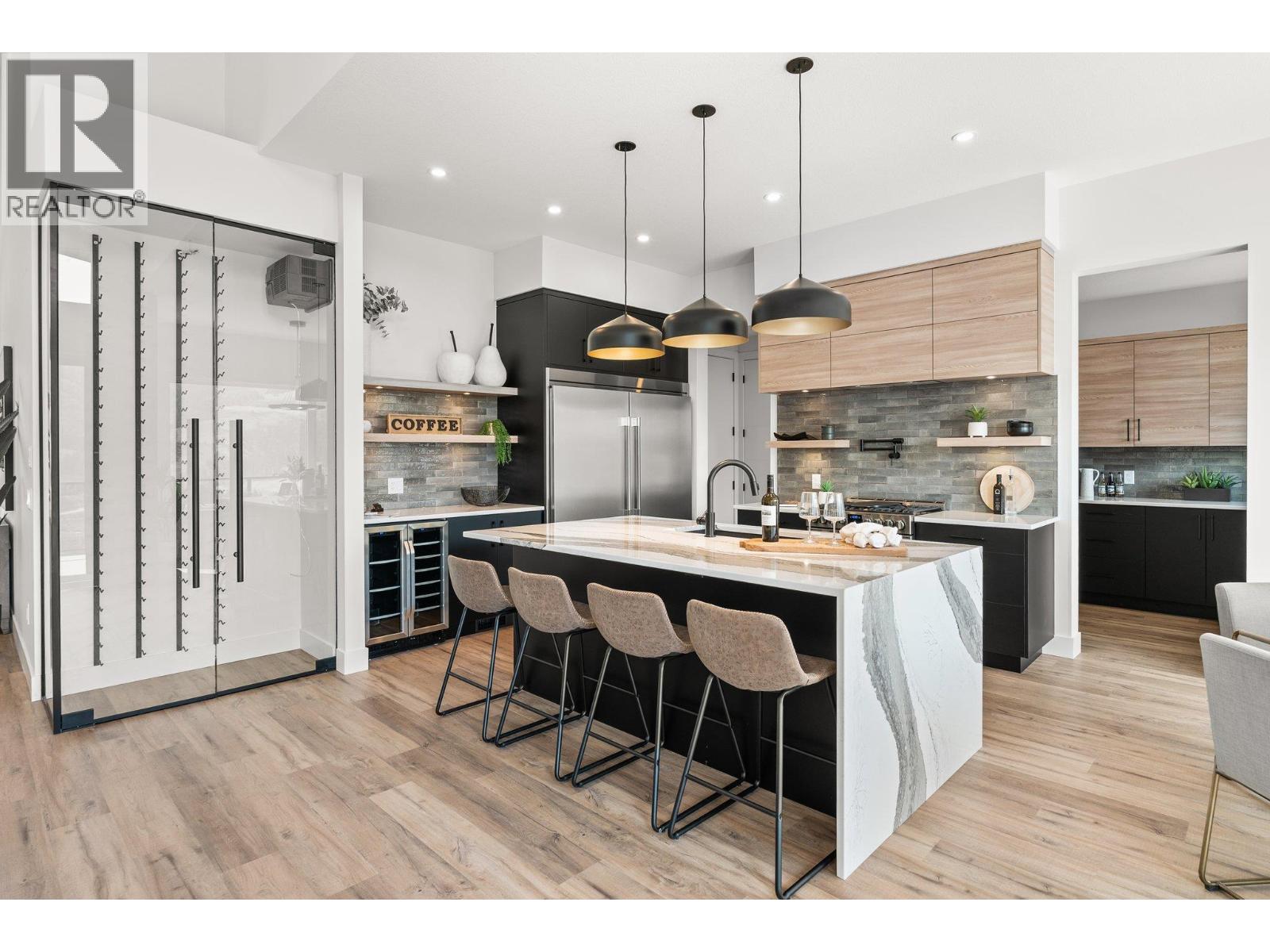 901 Melrose Street, Kelowna