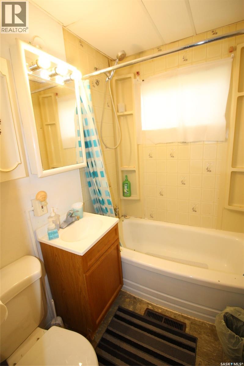 355 3RD STREET E - 5