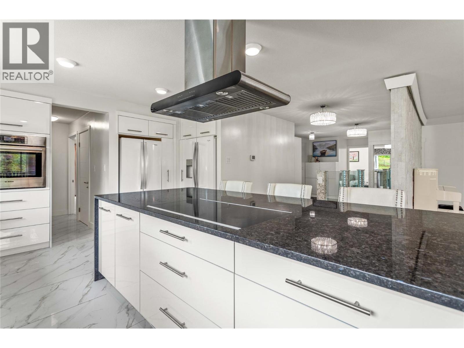5308 Law Street, Peachland