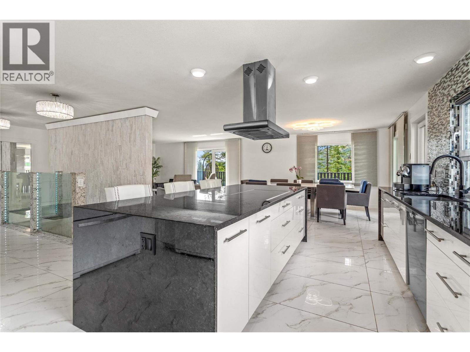 5308 Law Street, Peachland