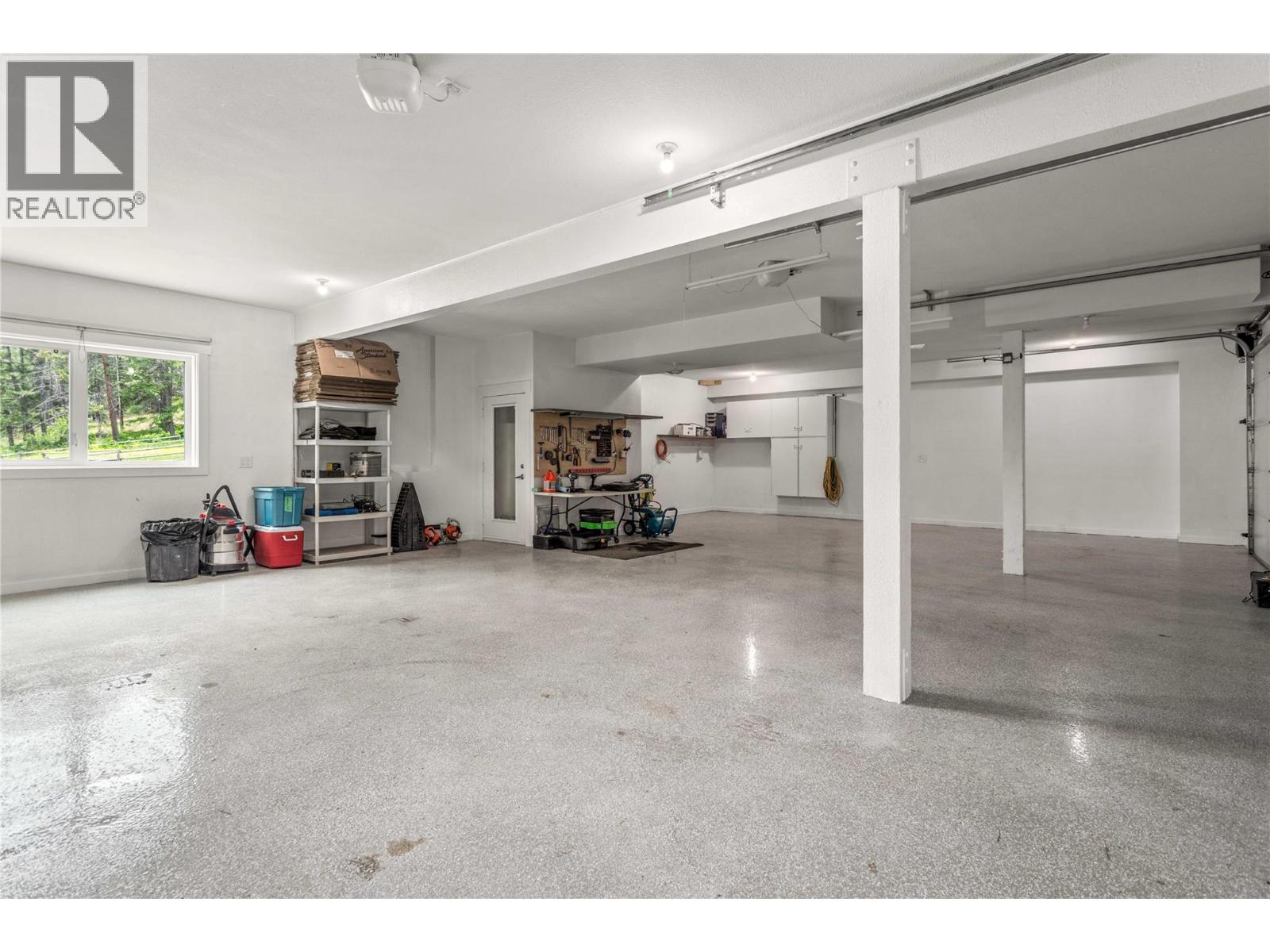 5308 Law Street, Peachland