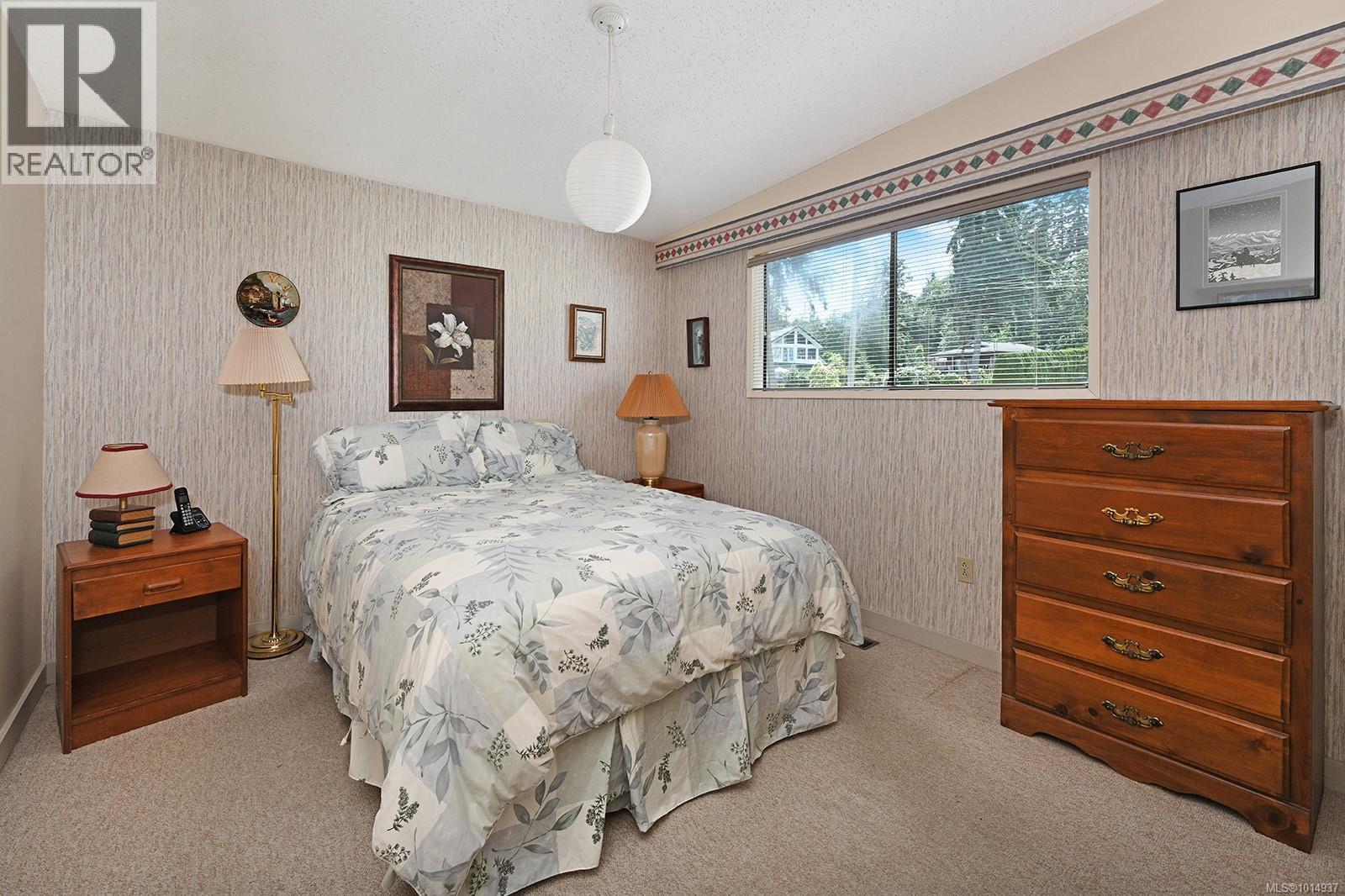 4842 Kilmarnock Dr, Courtenay