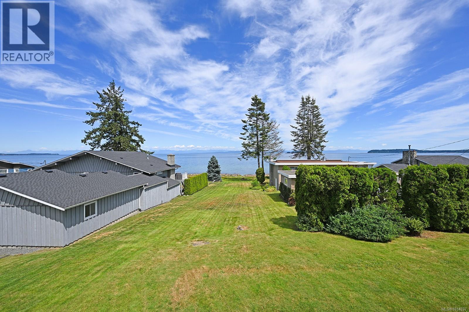 4842 Kilmarnock Dr, Courtenay