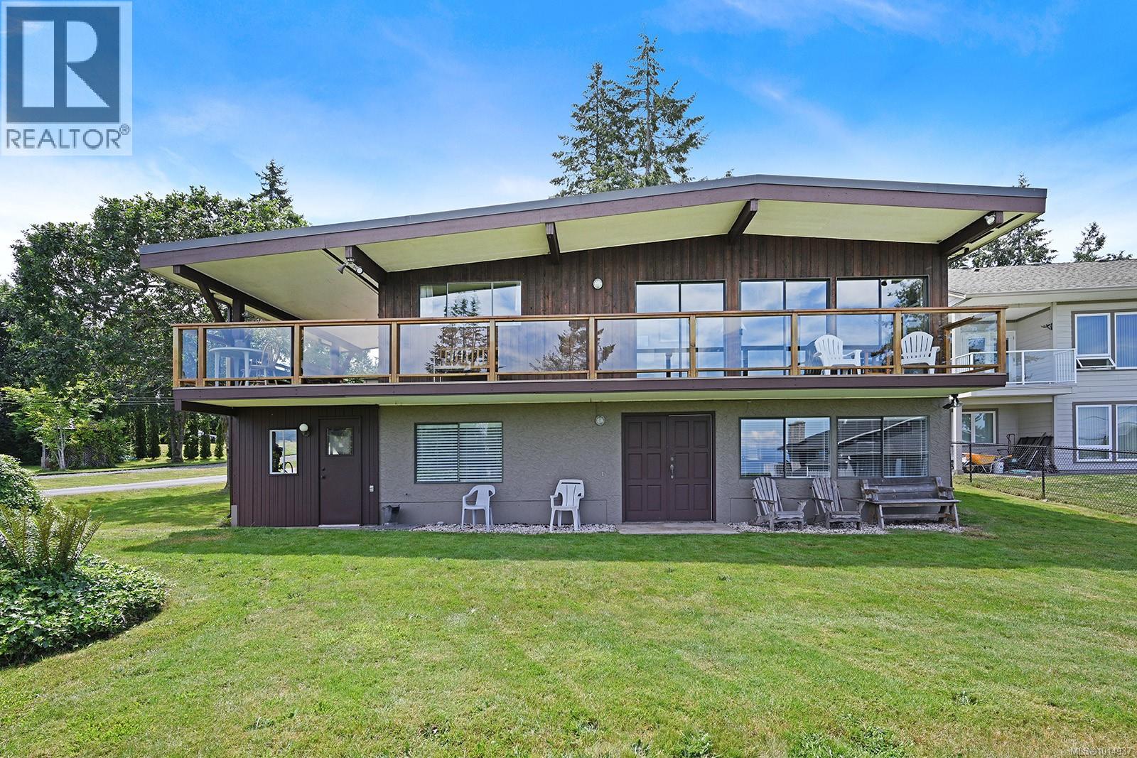 4842 Kilmarnock Dr, Courtenay