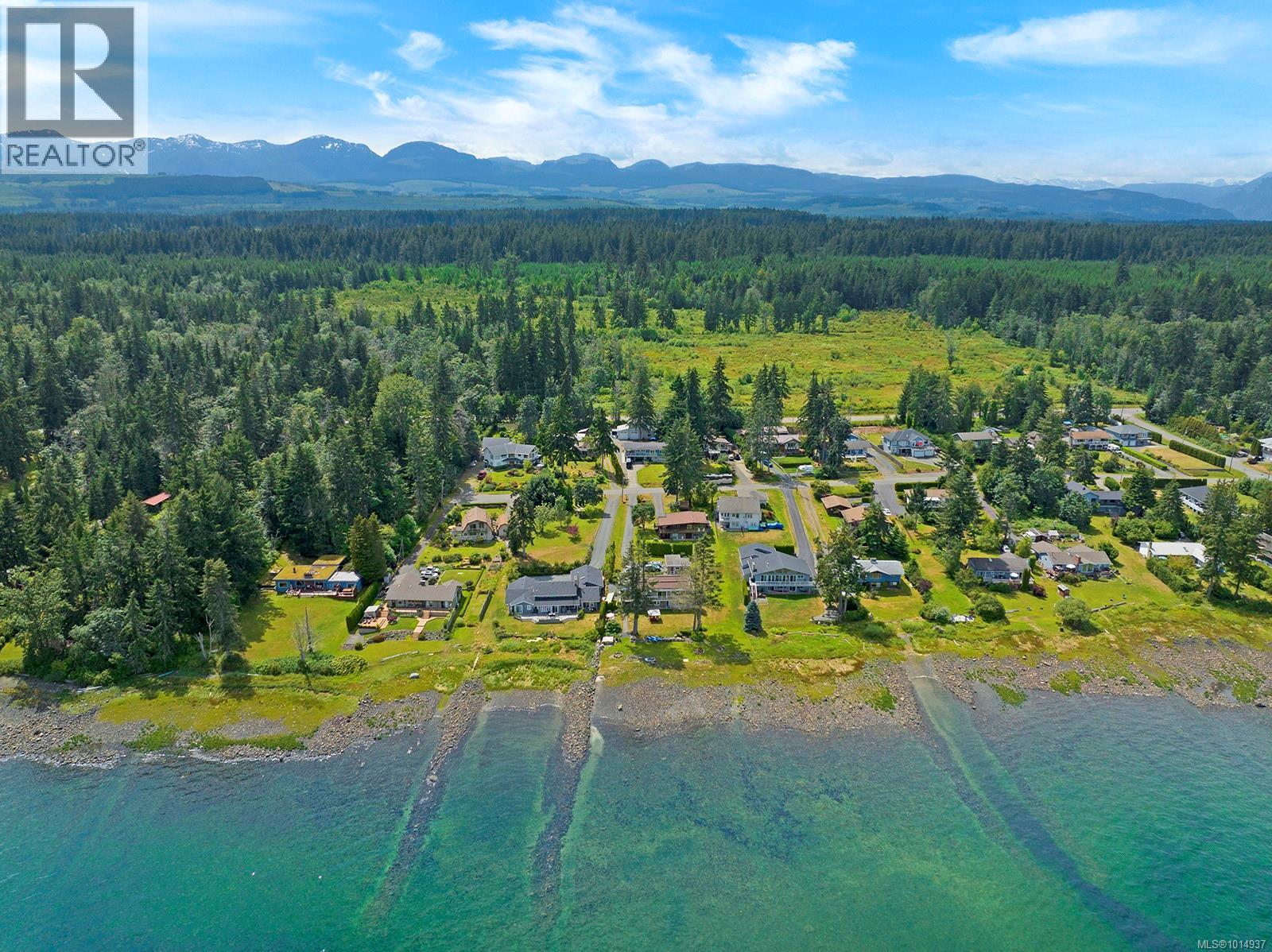 4842 Kilmarnock Dr, Courtenay