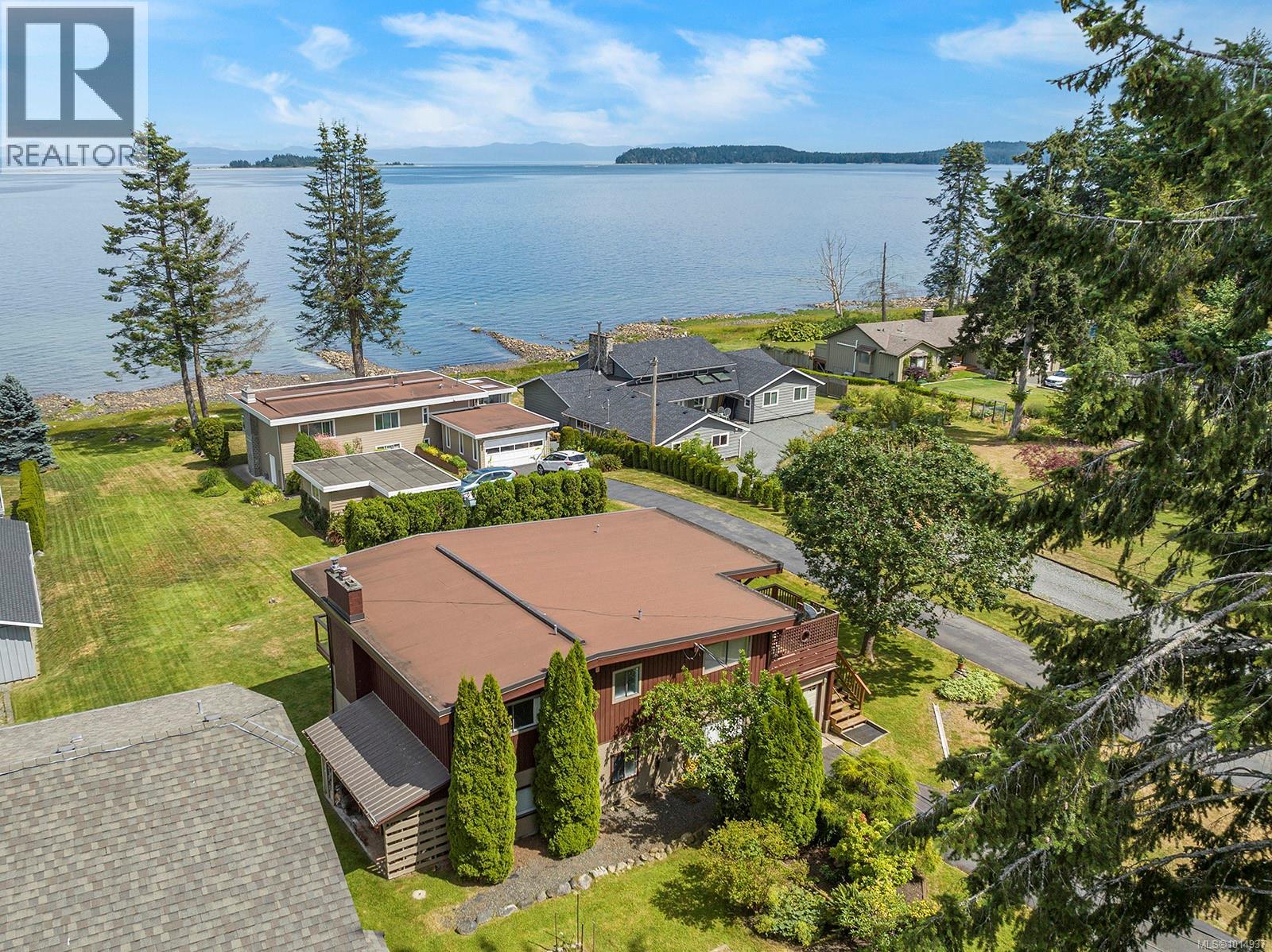 4842 Kilmarnock Dr, Courtenay