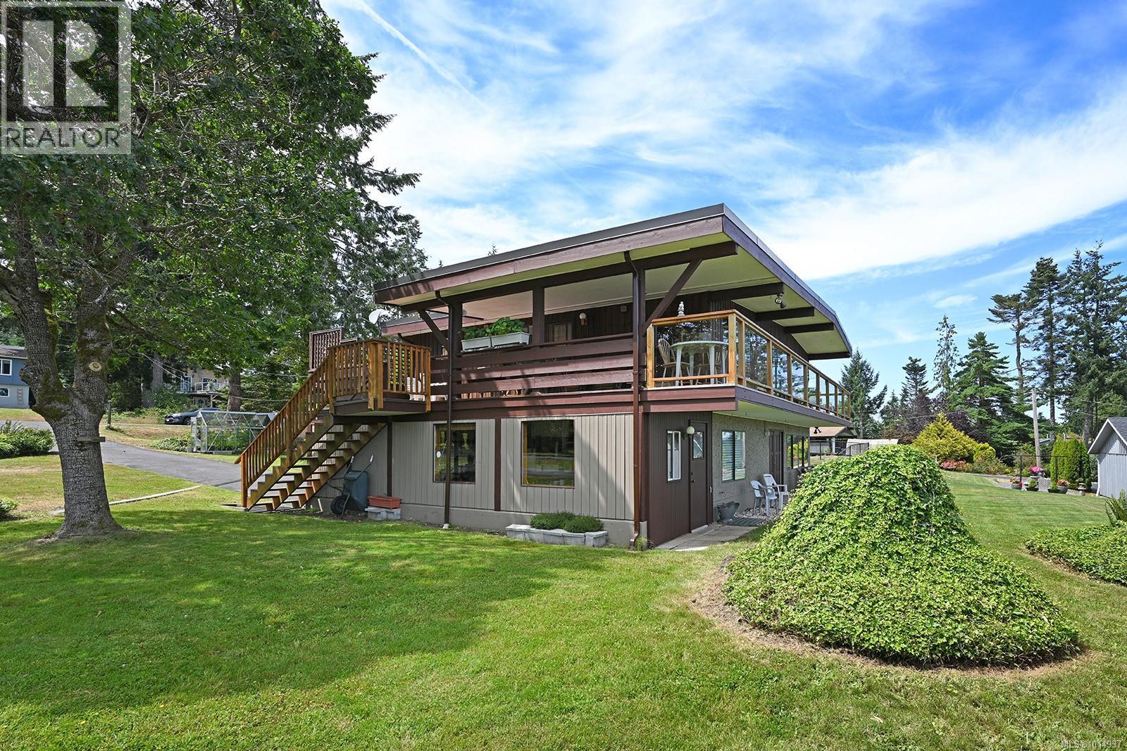 4842 Kilmarnock Dr, Courtenay