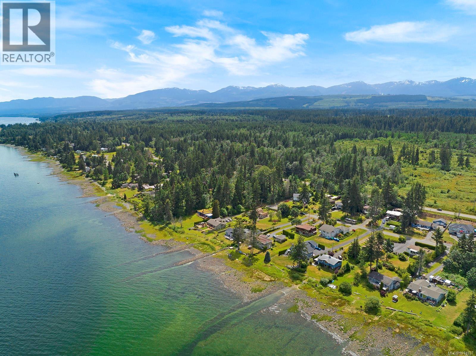 4842 Kilmarnock Dr, Courtenay