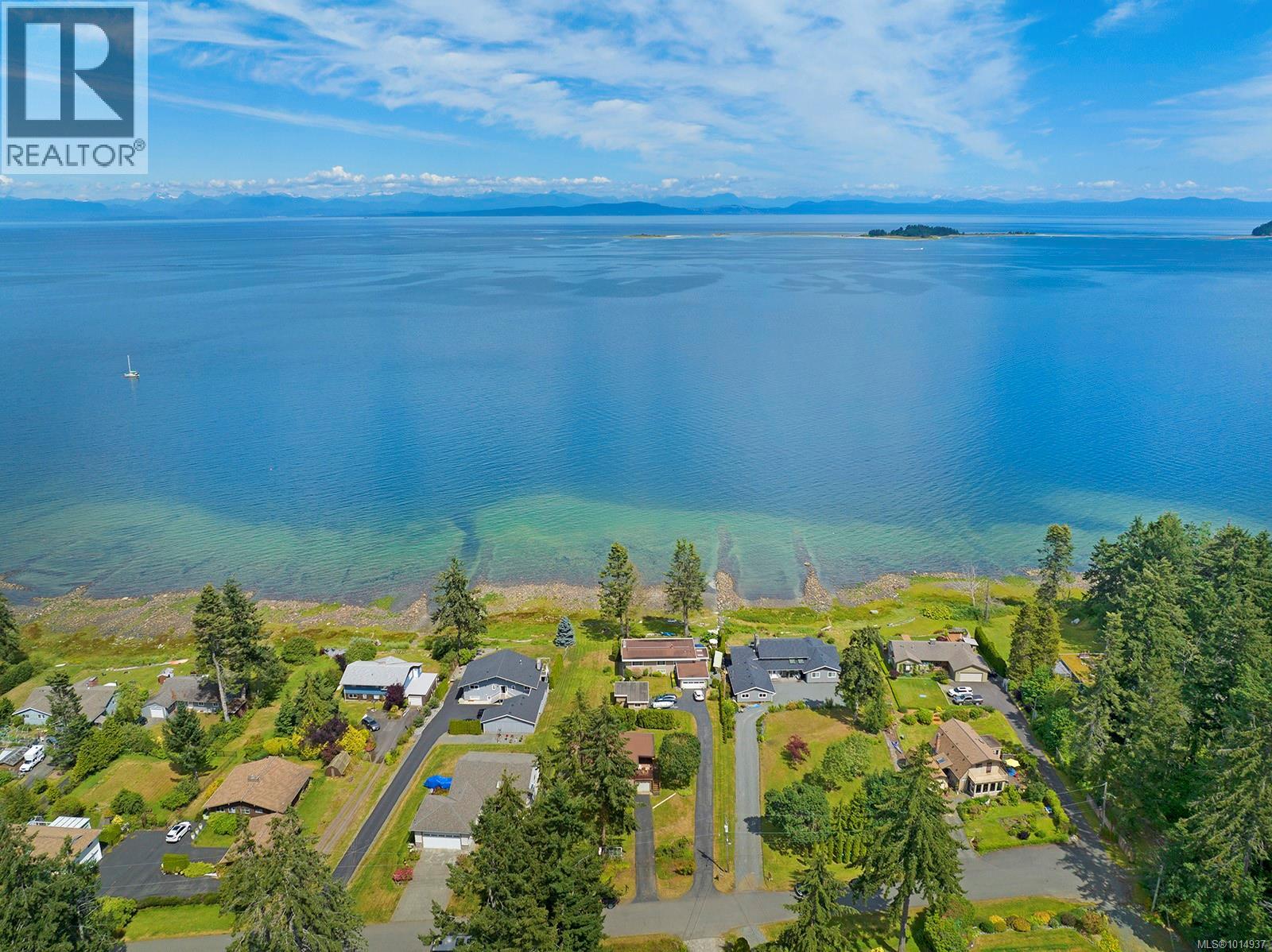 4842 Kilmarnock Dr, Courtenay