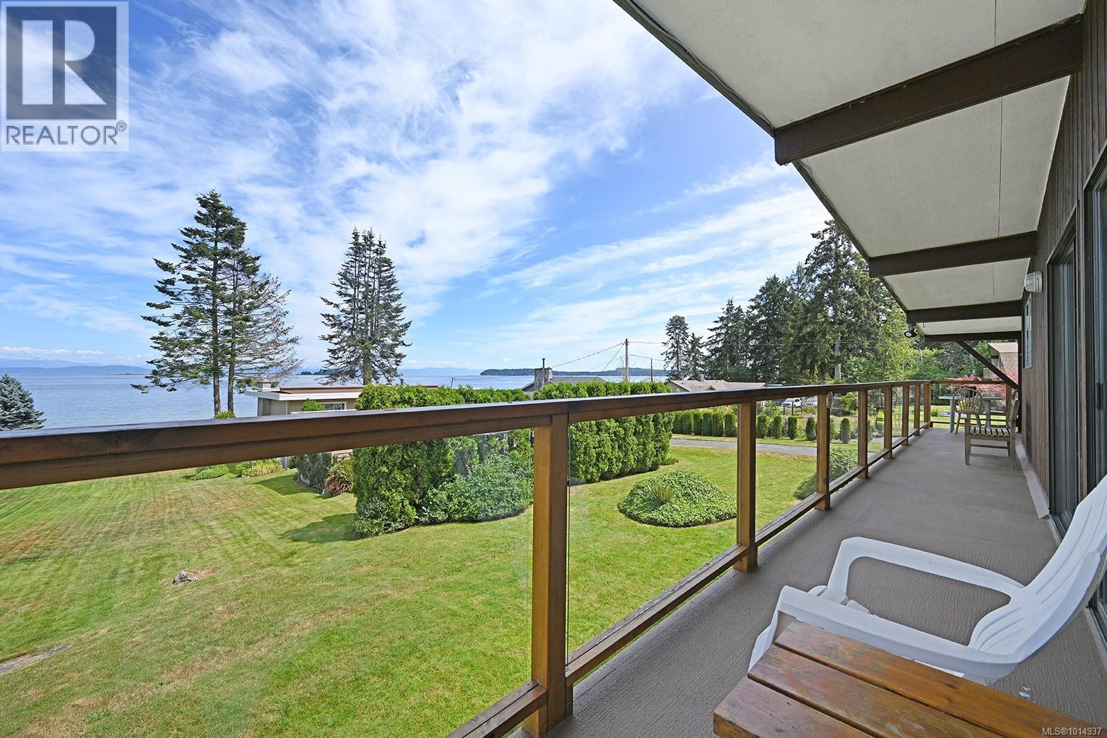 4842 Kilmarnock Dr, Courtenay