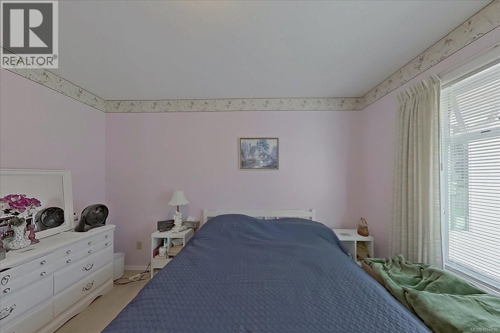 629 Dogwood Rd, Qualicum Beach