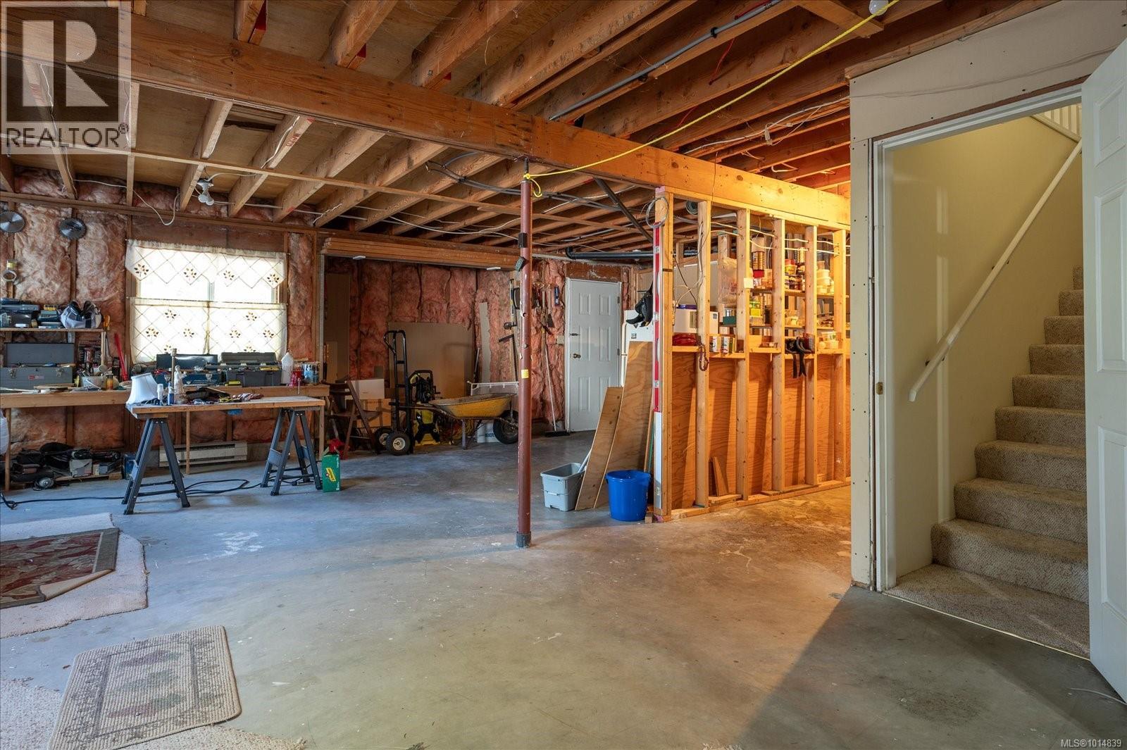 629 Dogwood Rd, Qualicum Beach