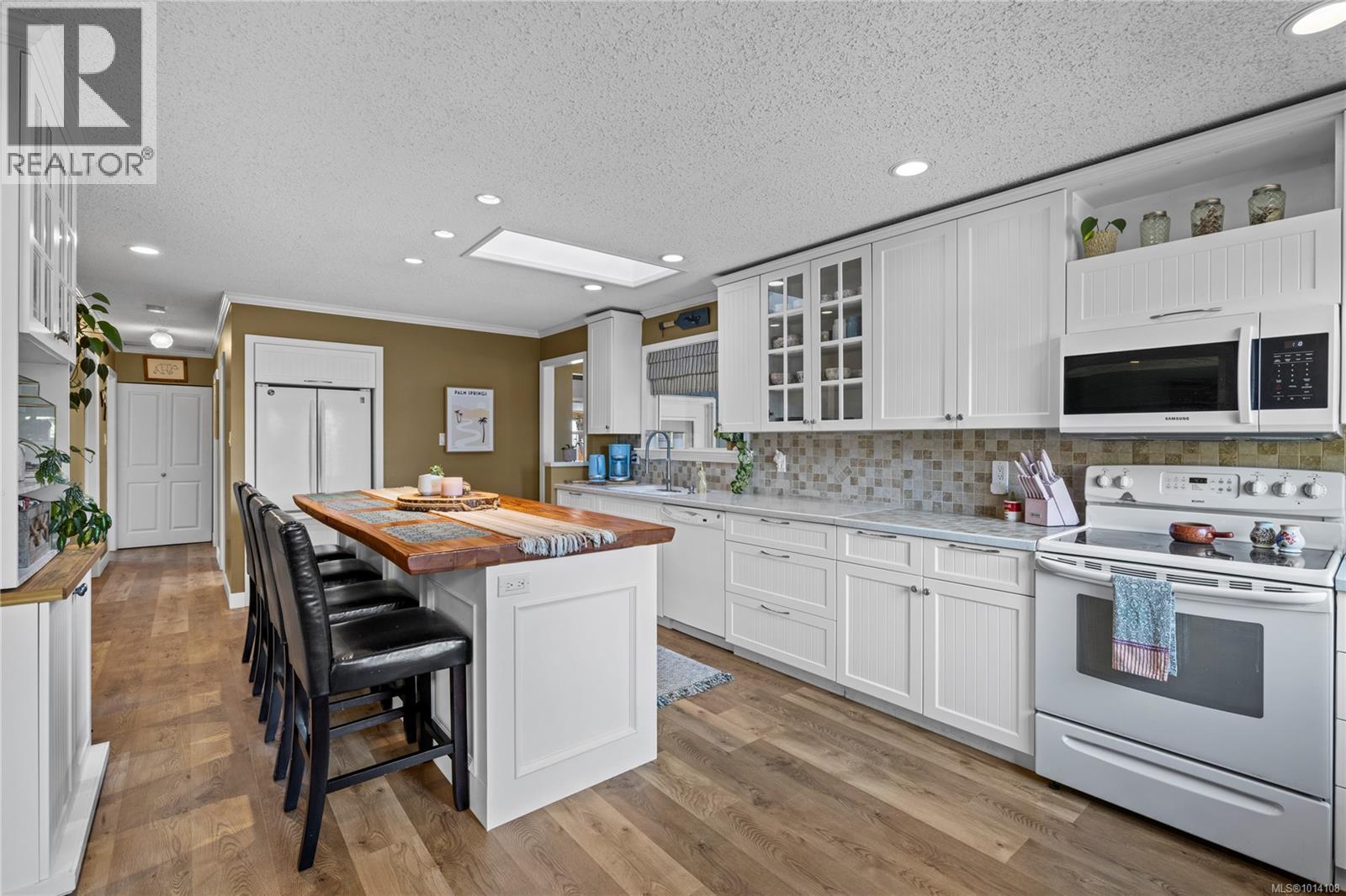 1470 Marina Way, Nanoose Bay