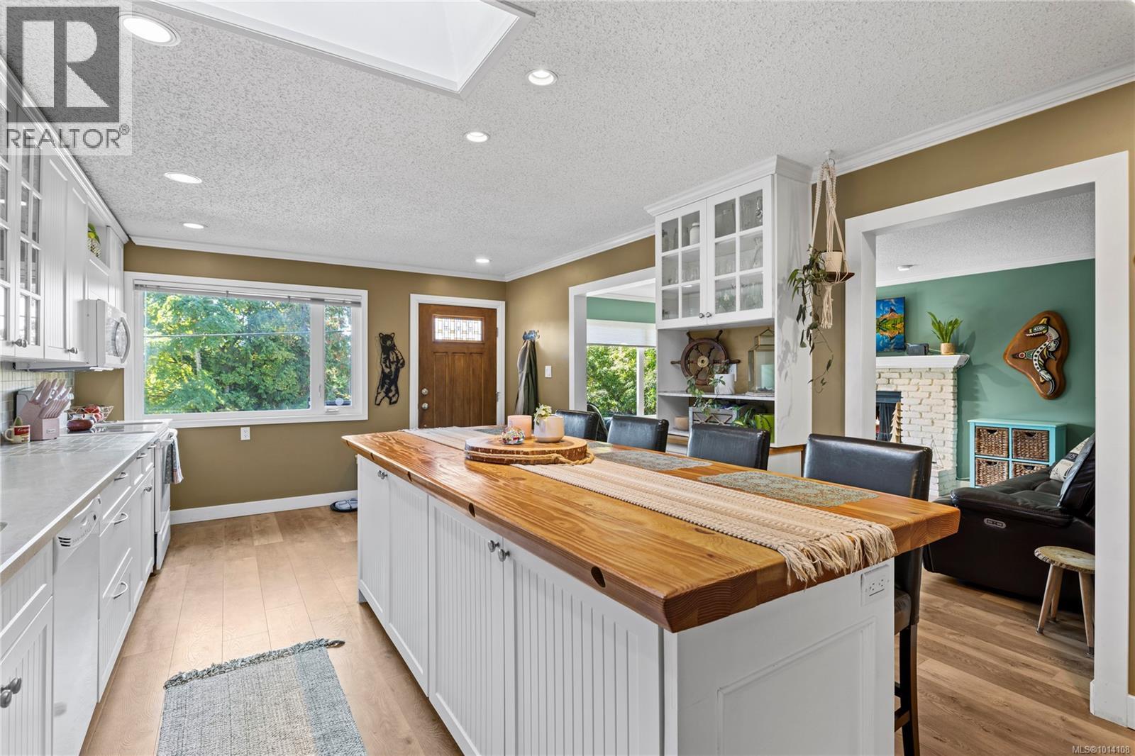 1470 Marina Way, Nanoose Bay