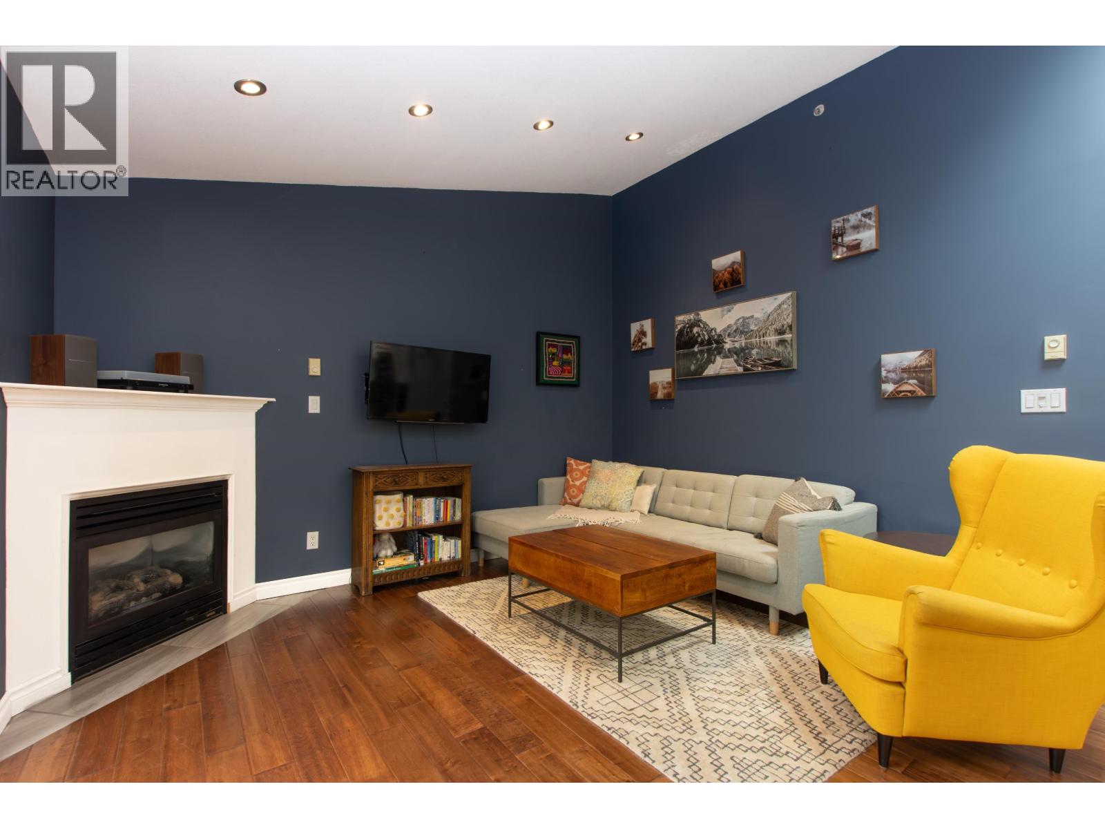 53 1821 WILLOW CRESCENT, Squamish