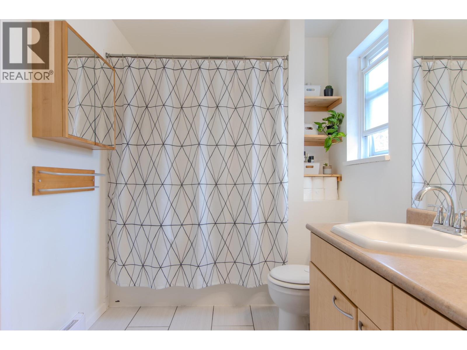 53 1821 WILLOW CRESCENT, Squamish