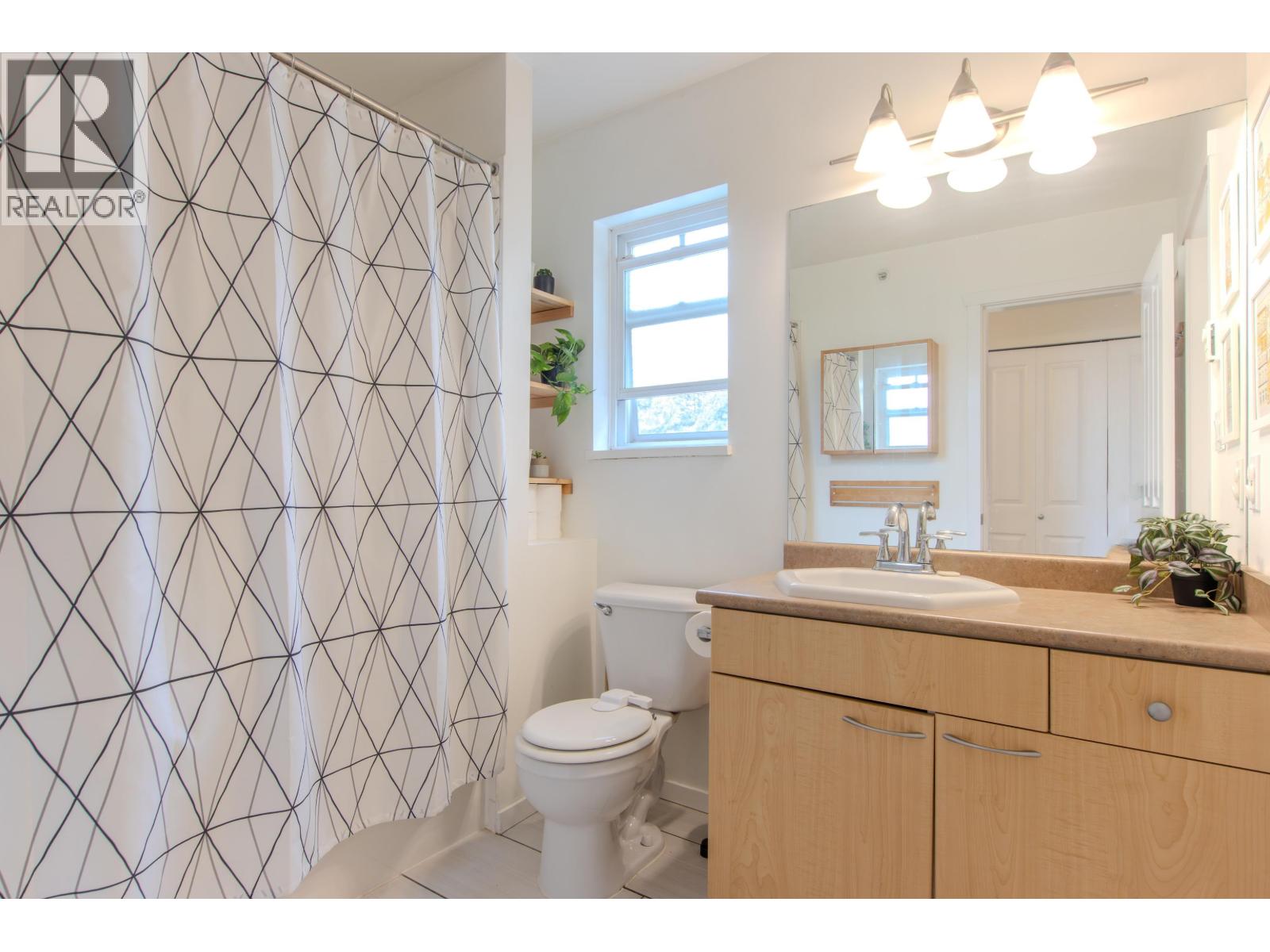 53 1821 WILLOW CRESCENT, Squamish