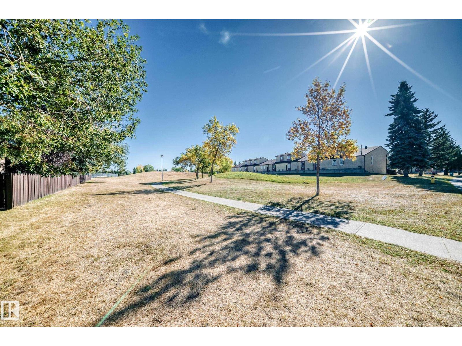#305 14004 26 ST NW, Edmonton
