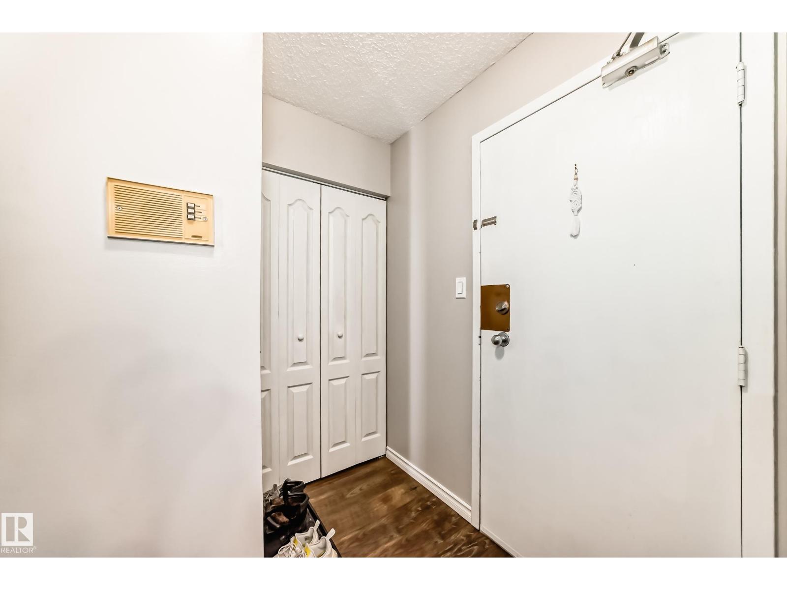 #305 14004 26 ST NW, Edmonton