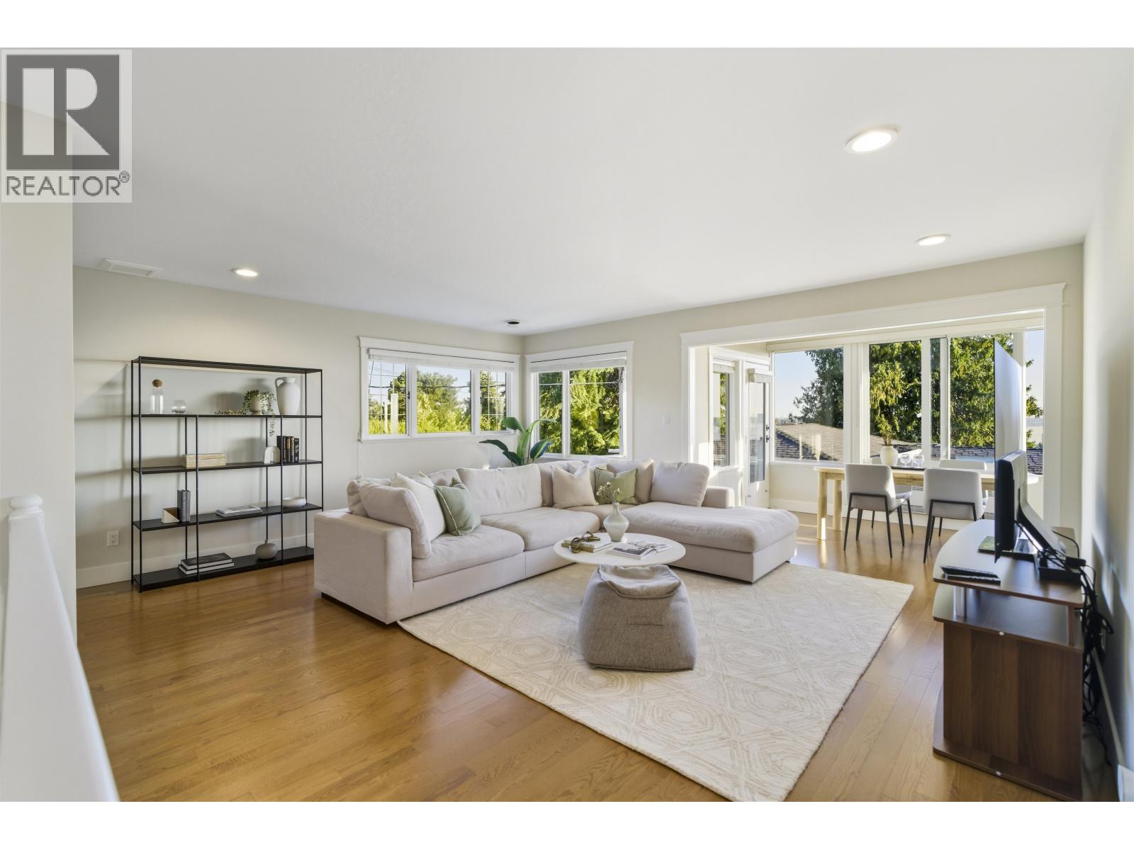 1631 22ND STREET, West Vancouver