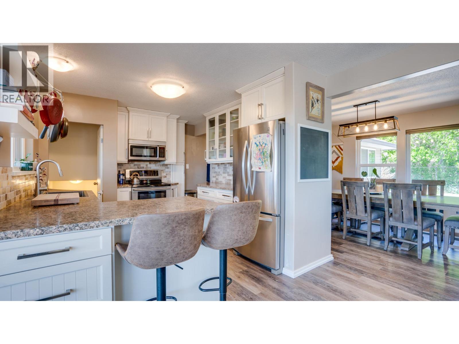 4767 Grandview Flats N Road, Armstrong