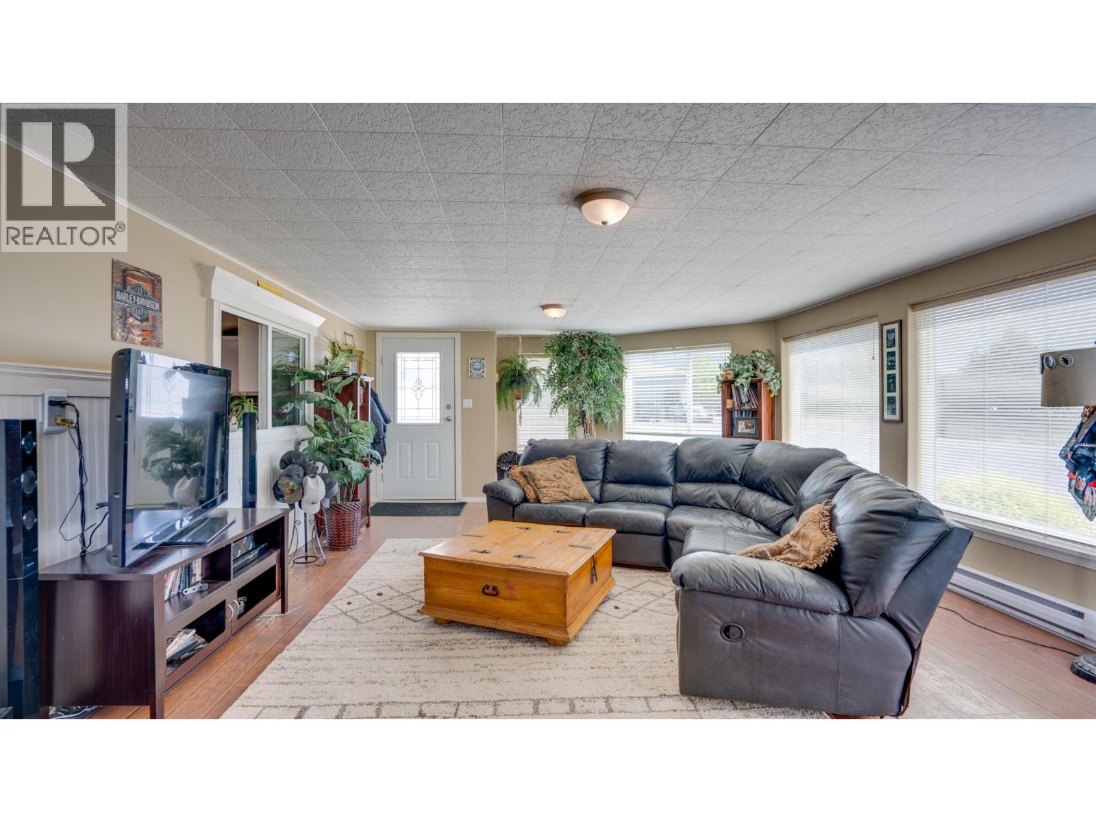 4767 Grandview Flats N Road, Armstrong