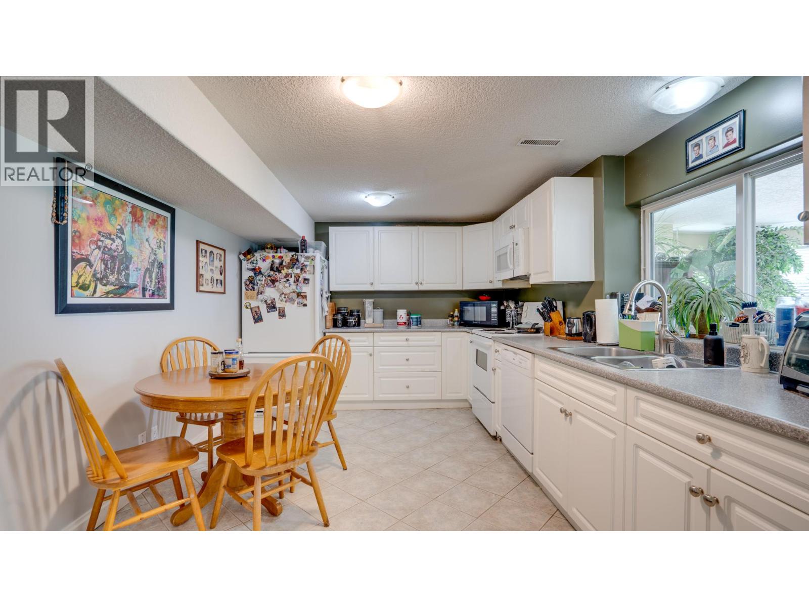 4767 Grandview Flats N Road, Armstrong