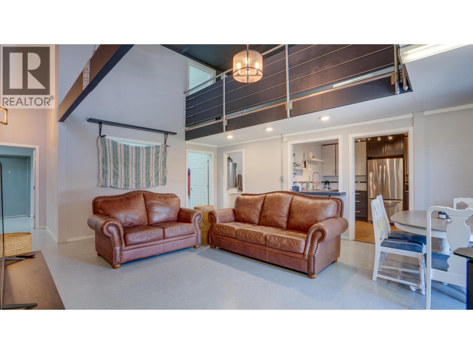 4767 Grandview Flats N Road, Armstrong