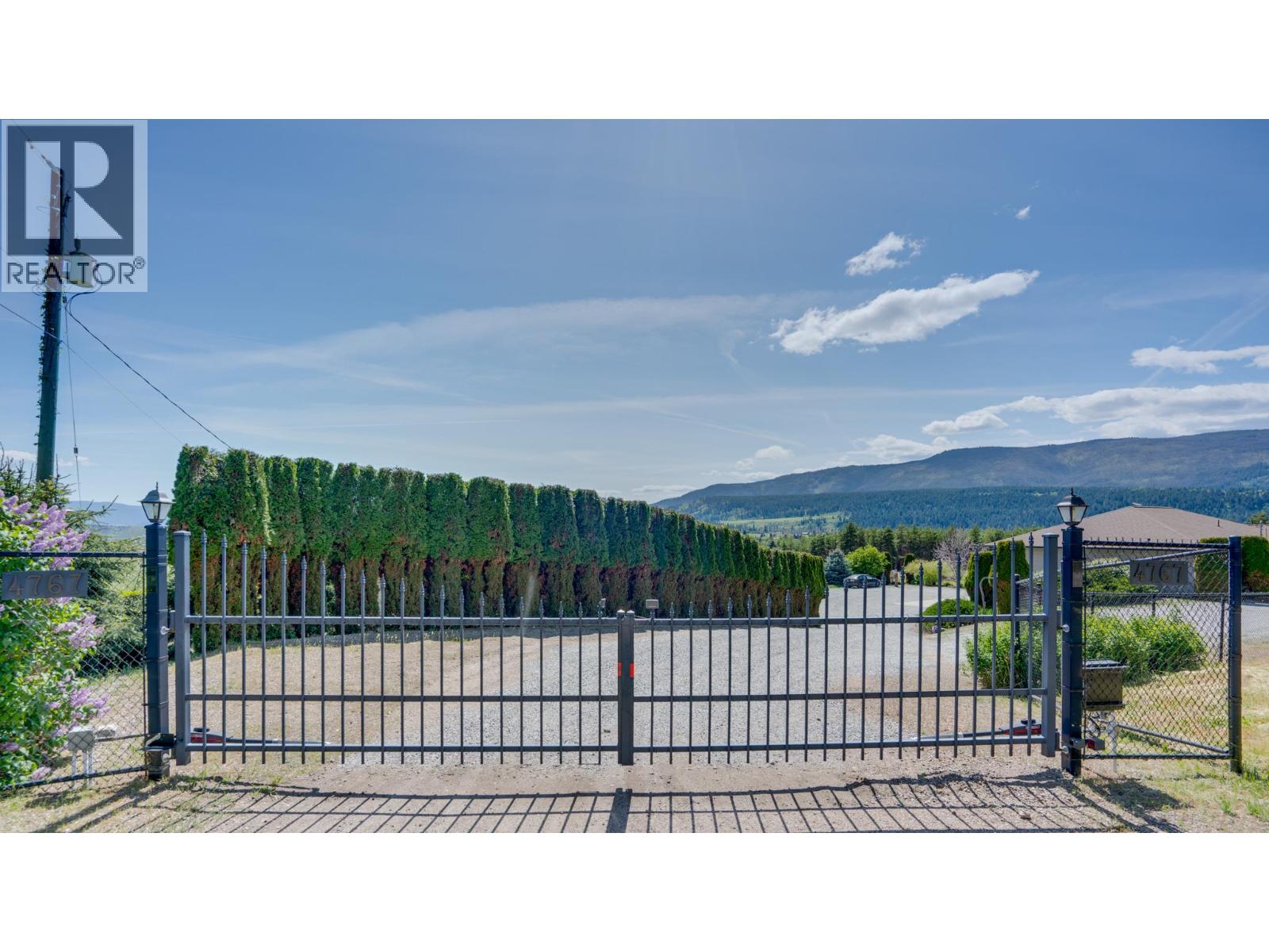 4767 Grandview Flats N Road, Armstrong