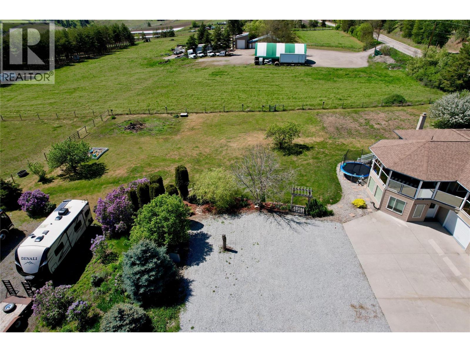 4767 Grandview Flats N Road, Armstrong