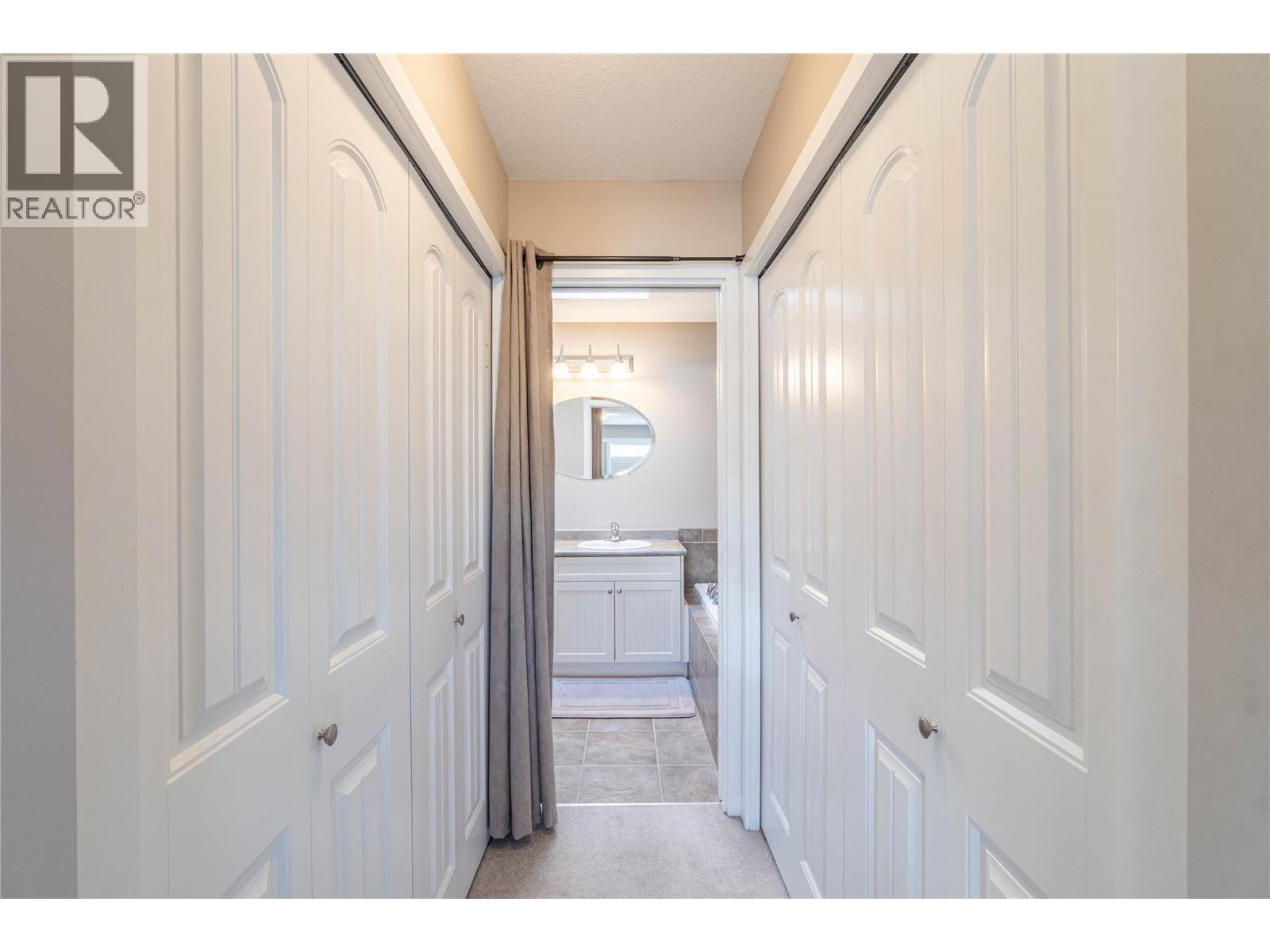 312 Arbutus Street Unit# 16, Chase