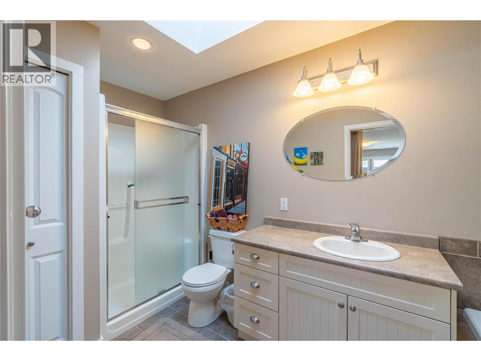 312 Arbutus Street Unit# 16, Chase