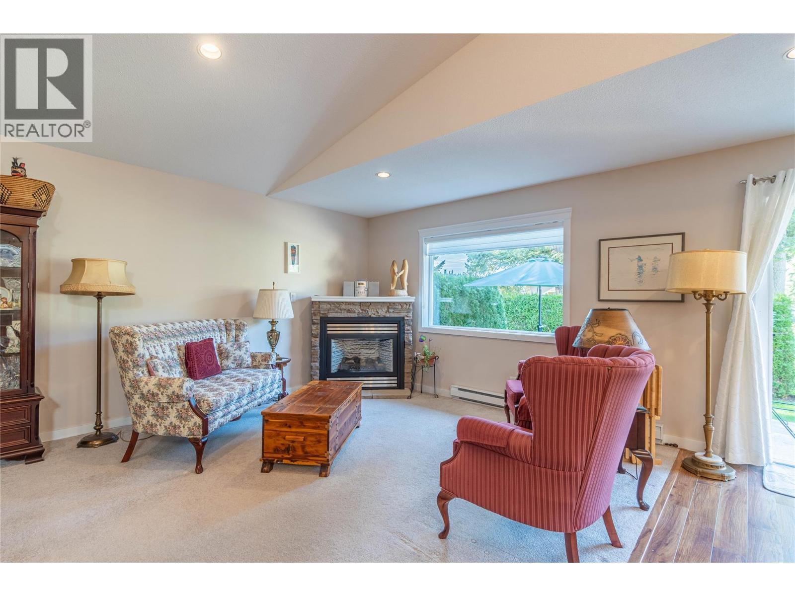 312 Arbutus Street Unit# 16, Chase