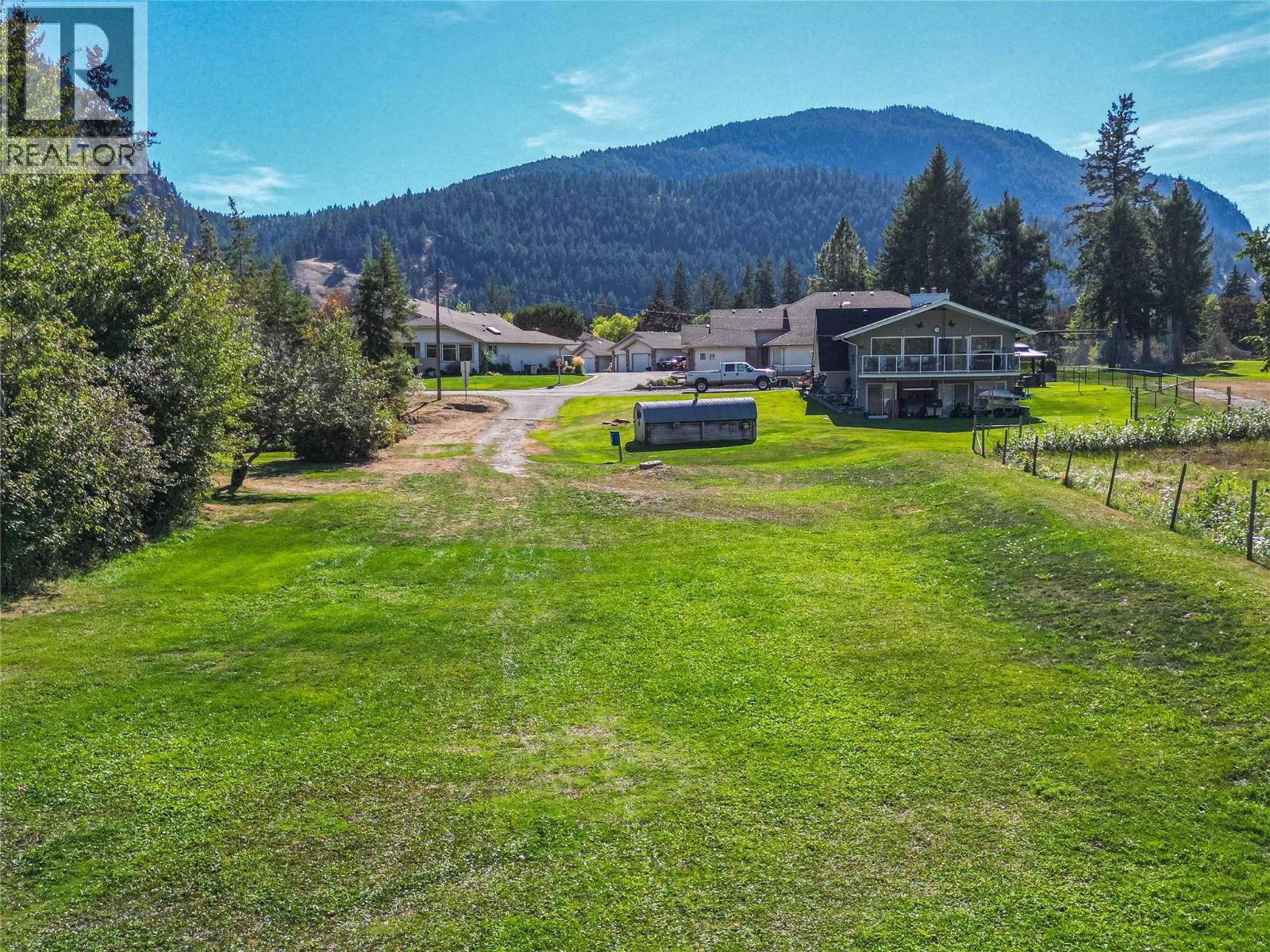 312 Arbutus Street Unit# 16, Chase