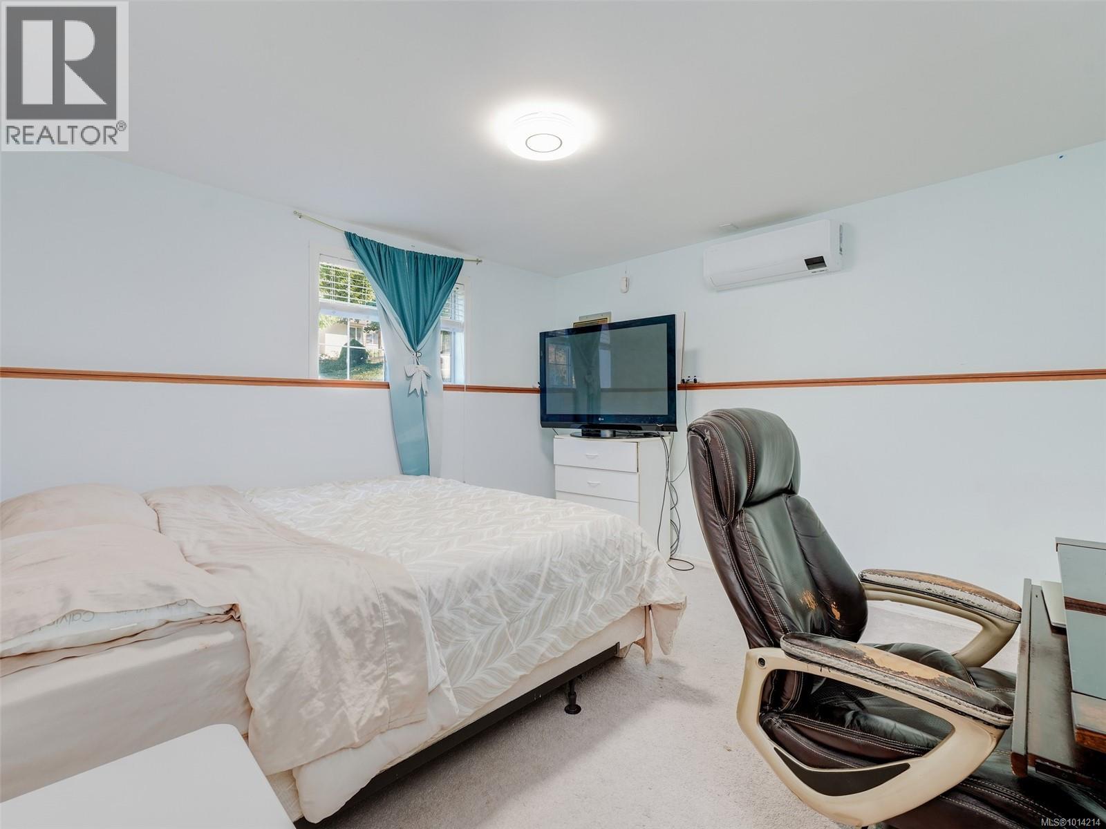  1265 Woodway Road, Esquimalt