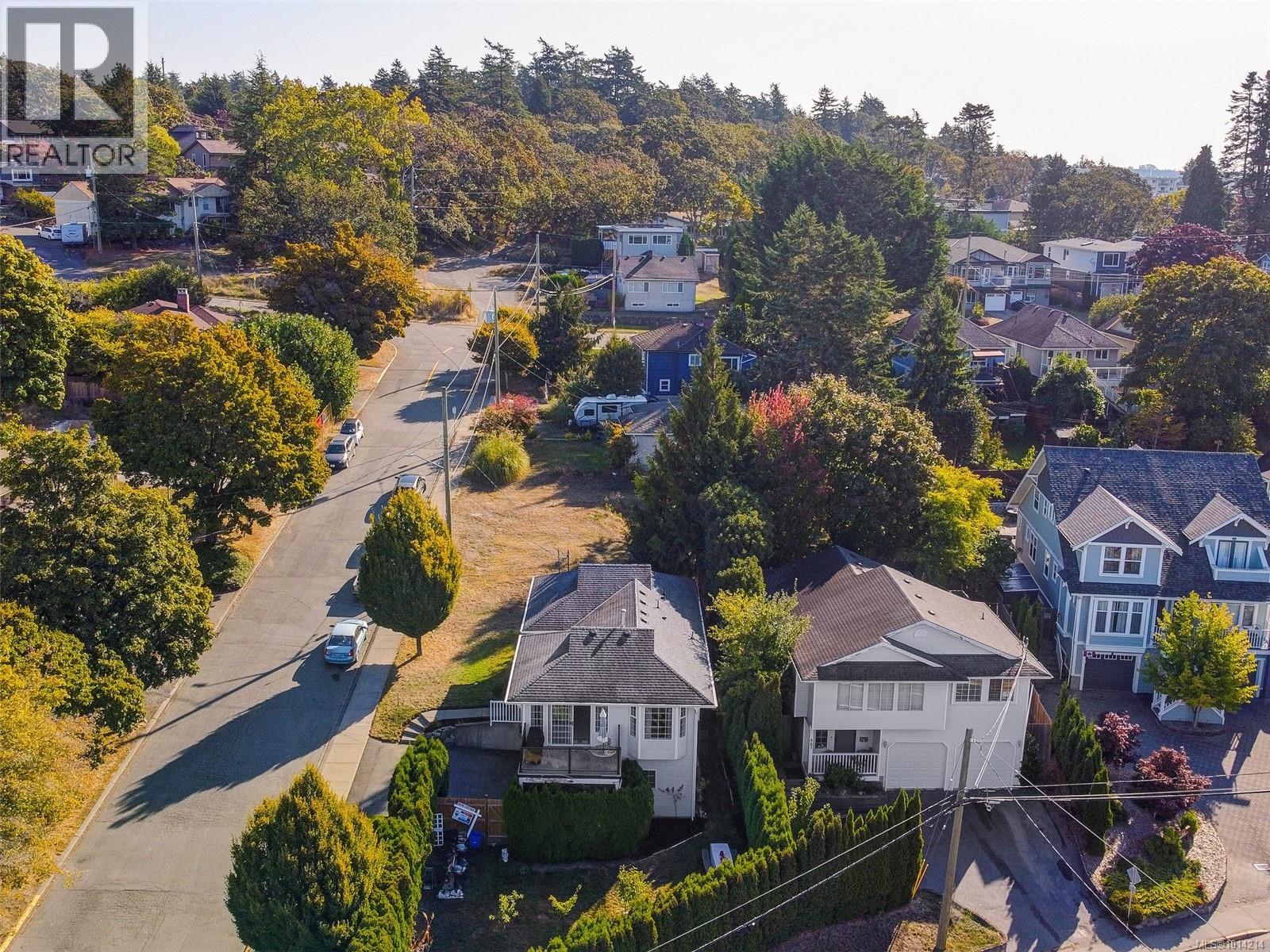  1265 Woodway Road, Esquimalt
