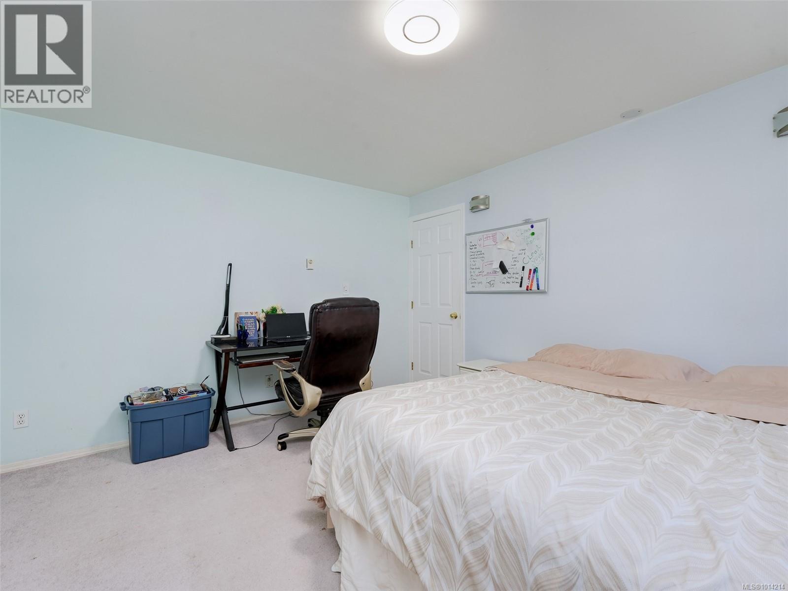  1265 Woodway Road, Esquimalt