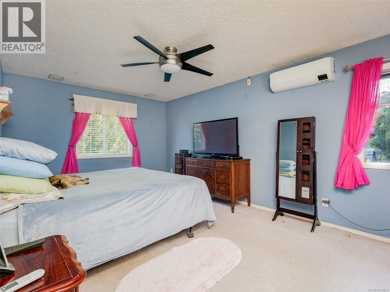  1265 Woodway Road, Esquimalt