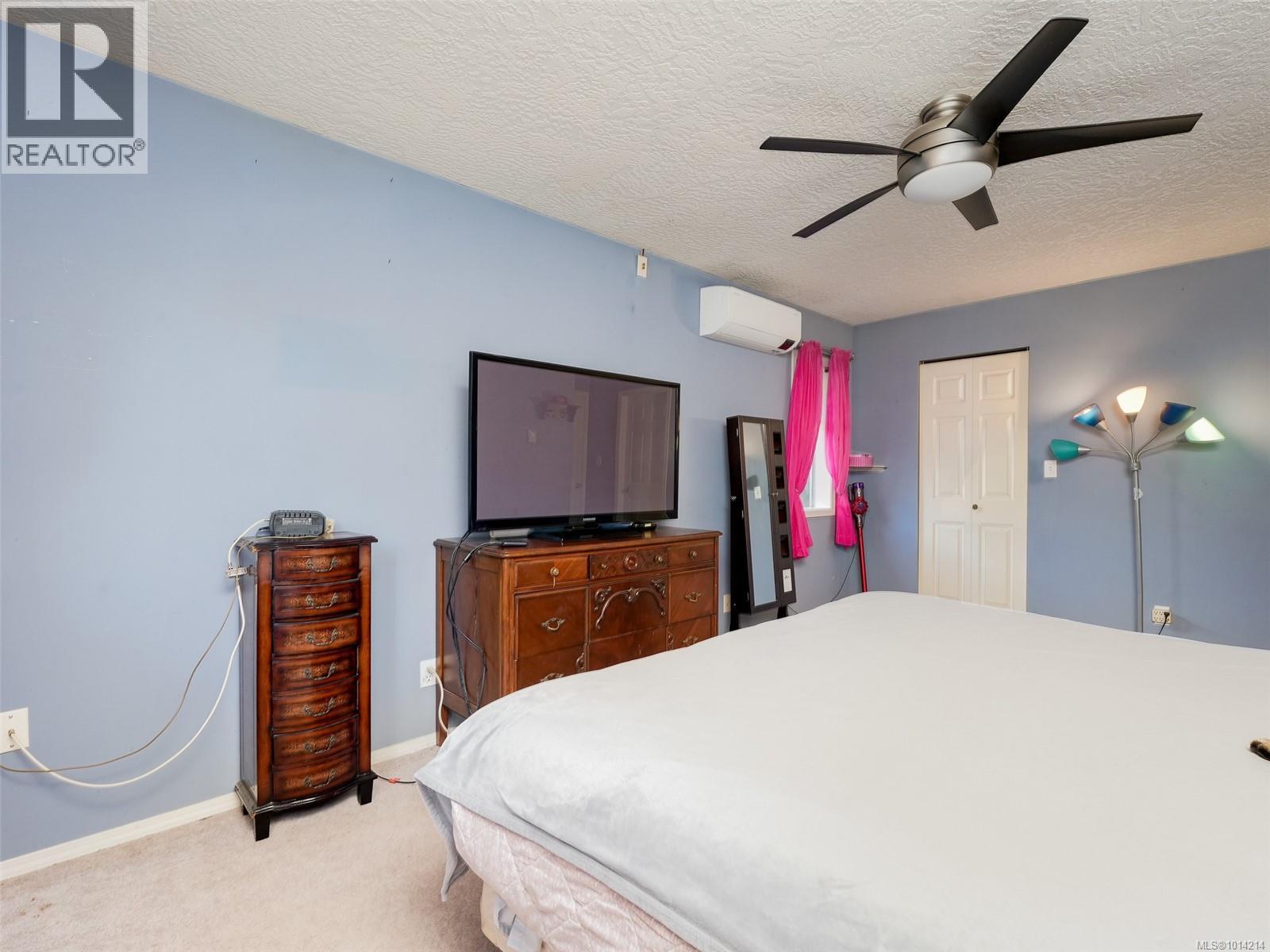  1265 Woodway Road, Esquimalt