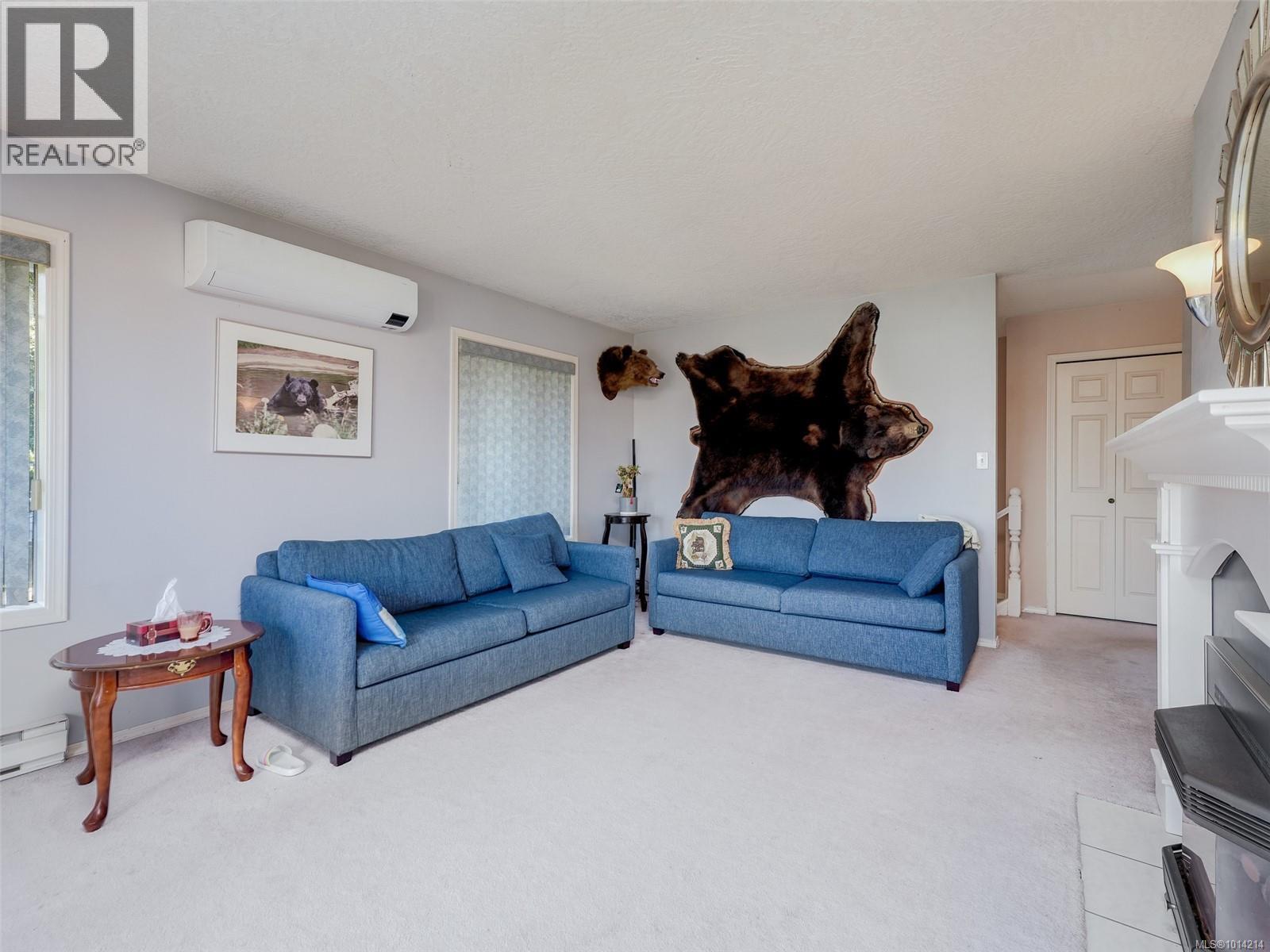  1265 Woodway Road, Esquimalt