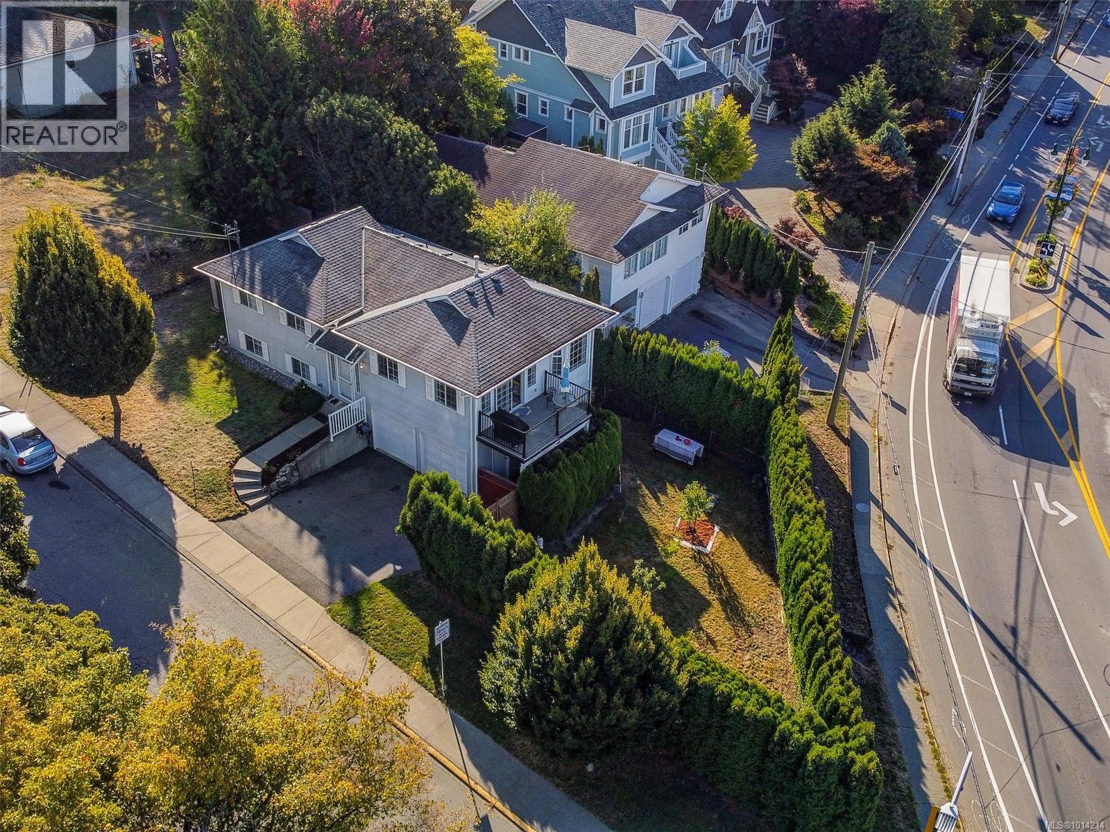  1265 Woodway Road, Esquimalt