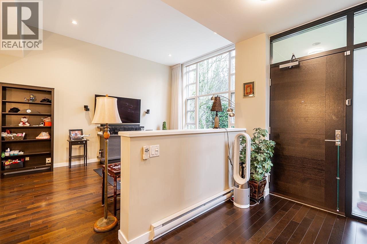 6198 WILSON AVENUE, Burnaby