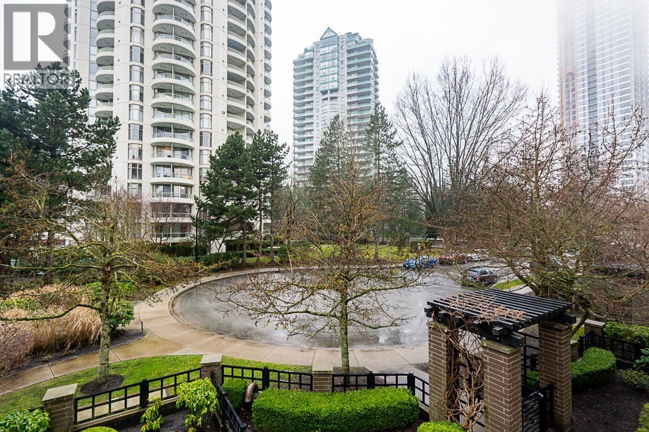 6198 WILSON AVENUE, Burnaby