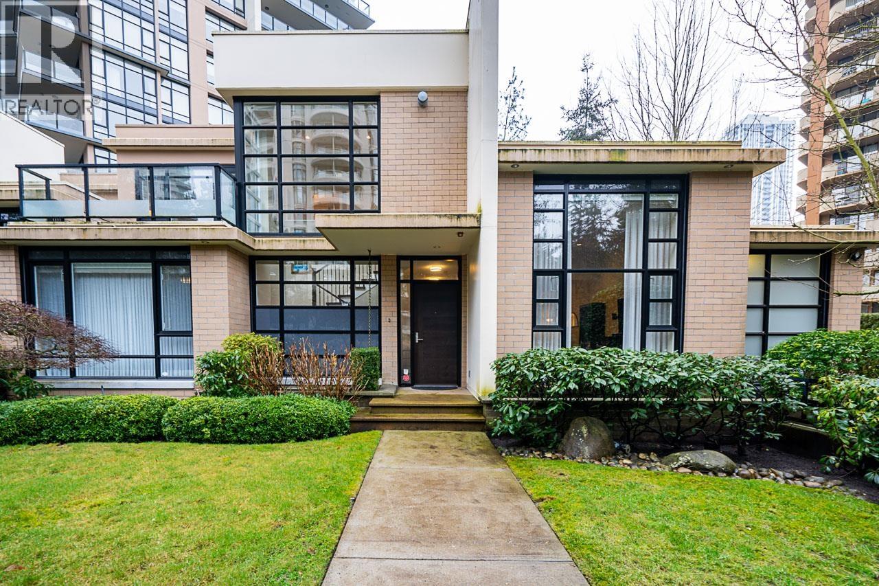 6198 WILSON AVENUE, Burnaby