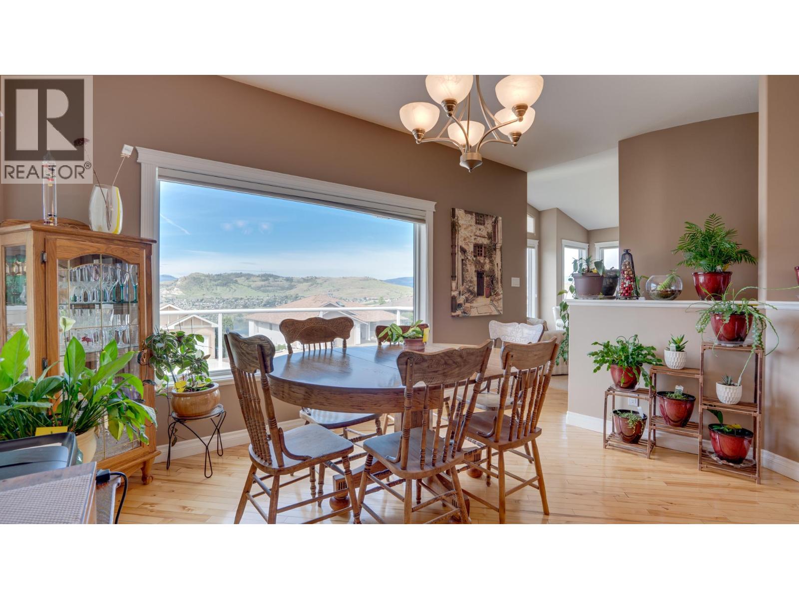 667 Mt. York Drive, Coldstream