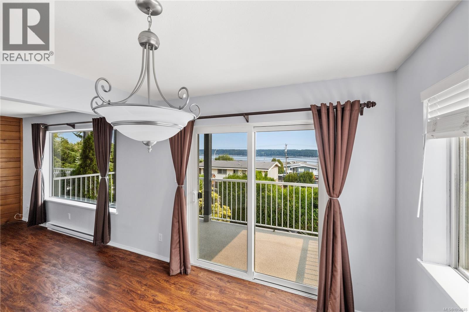 4 695 Upland Dr, Campbell River